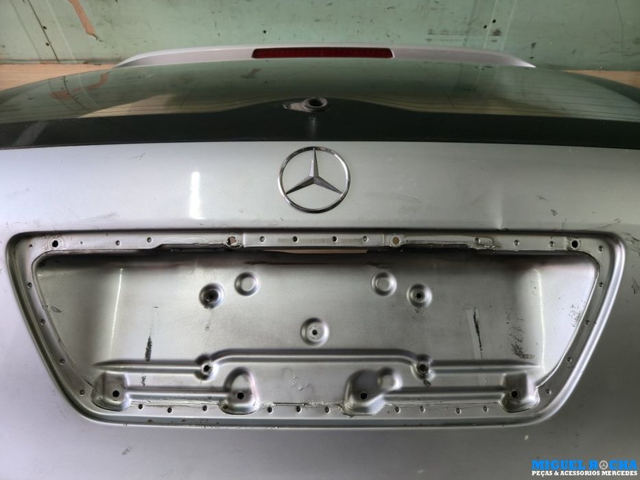 Tampa da mala Mercedes Classe C W203 Station