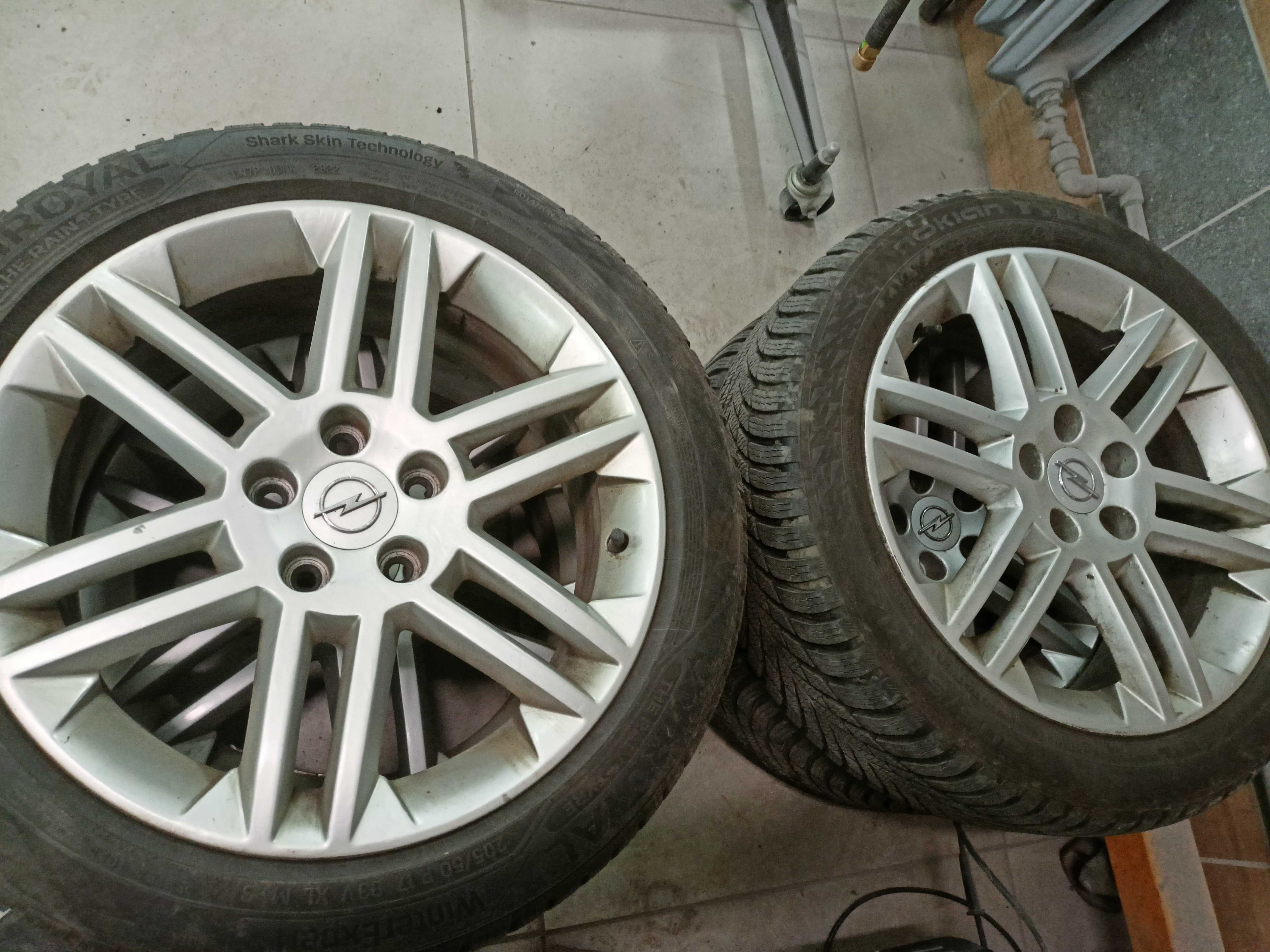 Koła aluminiowe 17 CALI OPEL GTS-205/50R17 5X110 ET41-IGŁA