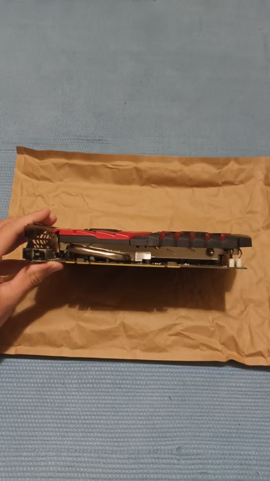 Placa Gráfica GTX 1050ti 4G64564397245571124