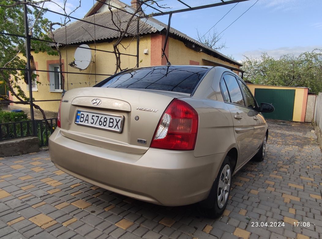 Продам Hyundai Accent 1.6 гбо