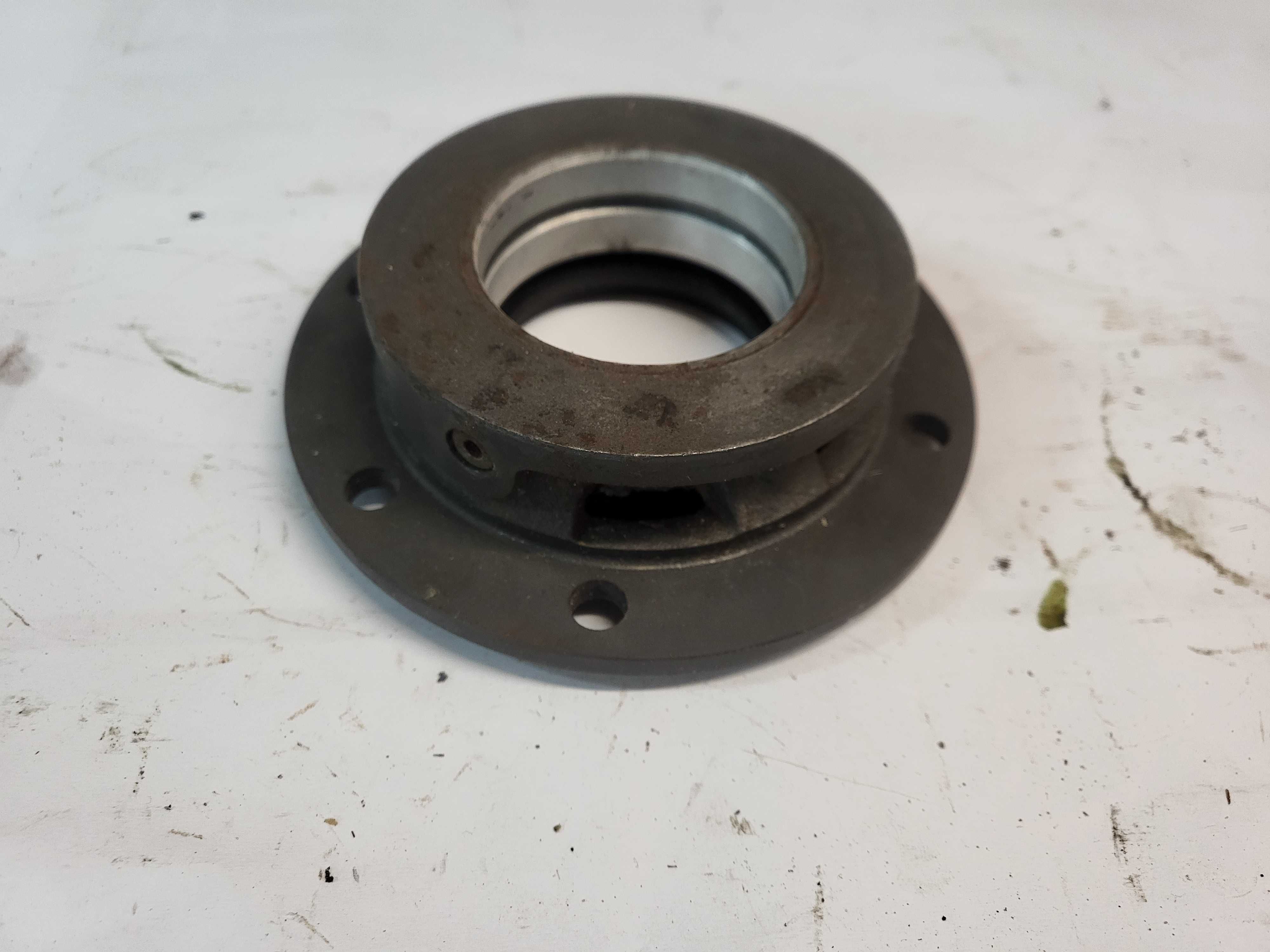 Fiat 126p fabr. nowa panewka wału korbowego tylna II 2 szlif 73,60 FSM