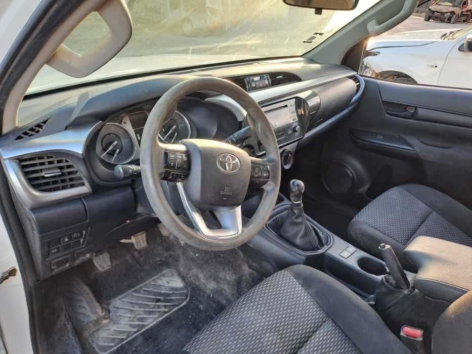 Toyota Hilux 2.4 D-4D 4X4, 2021