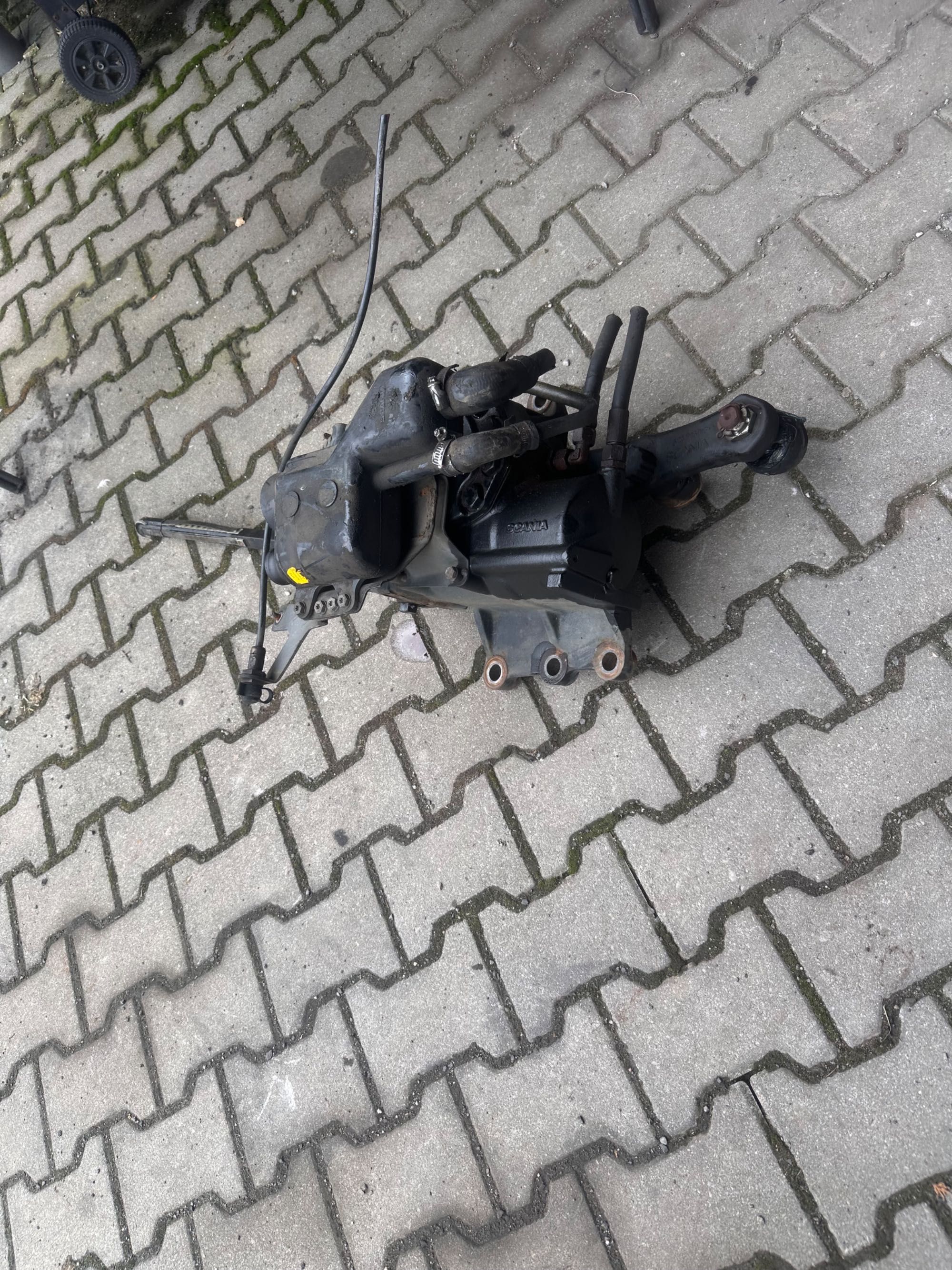 Kolumna kierownicza osi skrętnej Scania