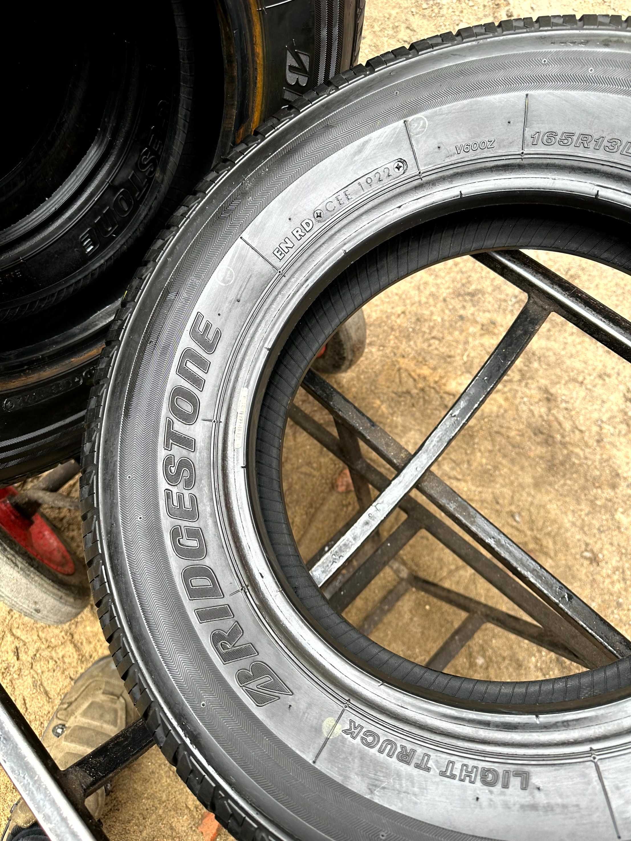 Шины БУ 165 80 R 13 Bridgestone Резина комплект