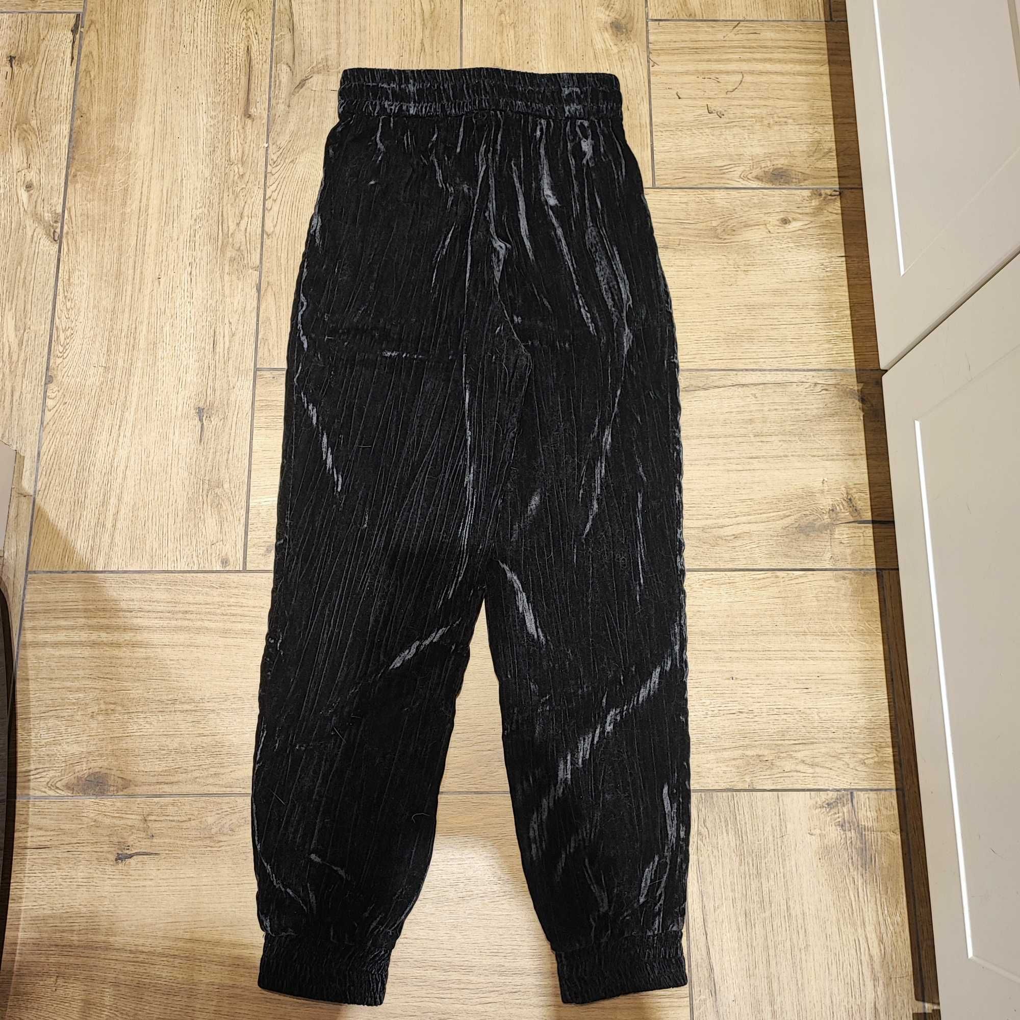 Spodnie jogger Zara XS prążkowane