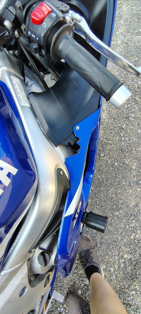 Yamaha R6 rj03 1999r
