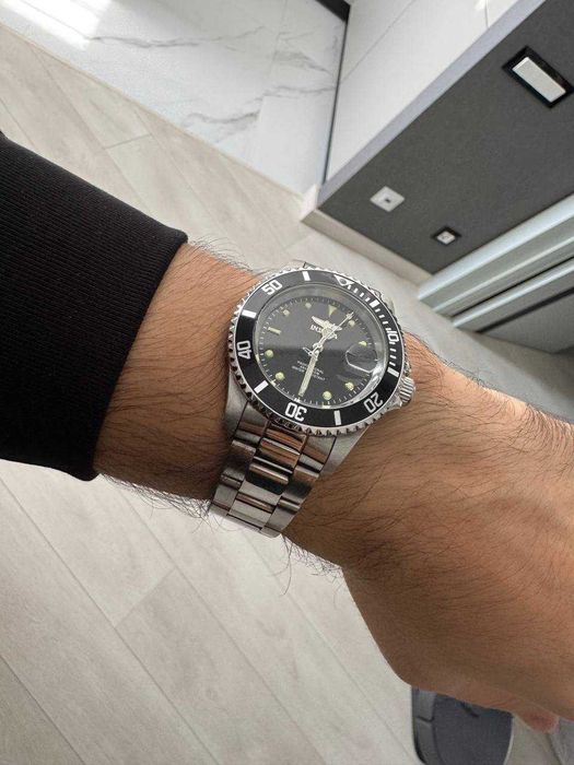 Invicta годинник