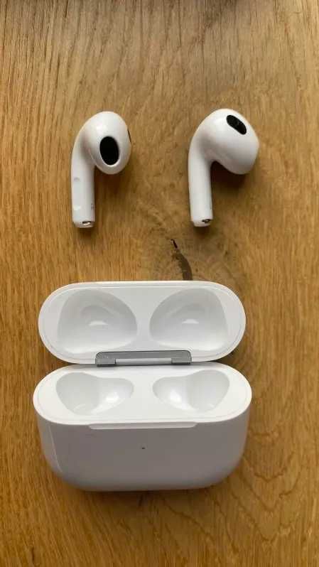 AirPods (3rd generation)