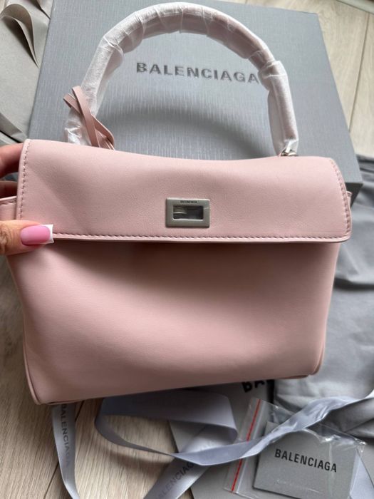 Сумка Balenciaga Rodeo mini