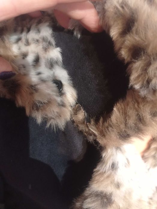 Cudny czarny  kozuszek jak nowy