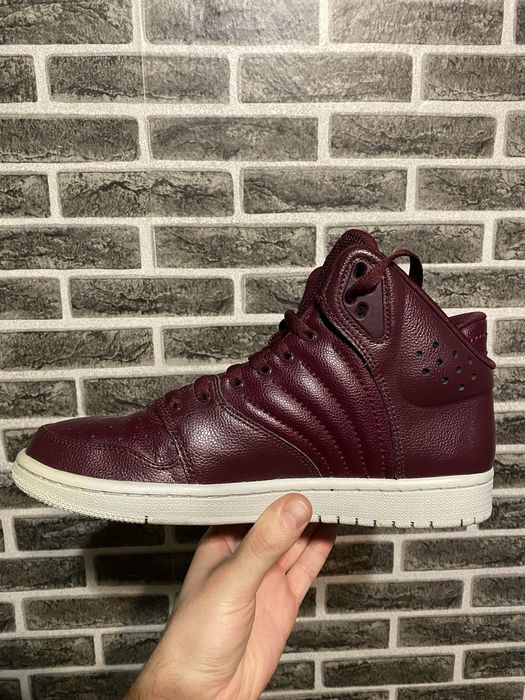 Nike Jordan 1 Flight 4