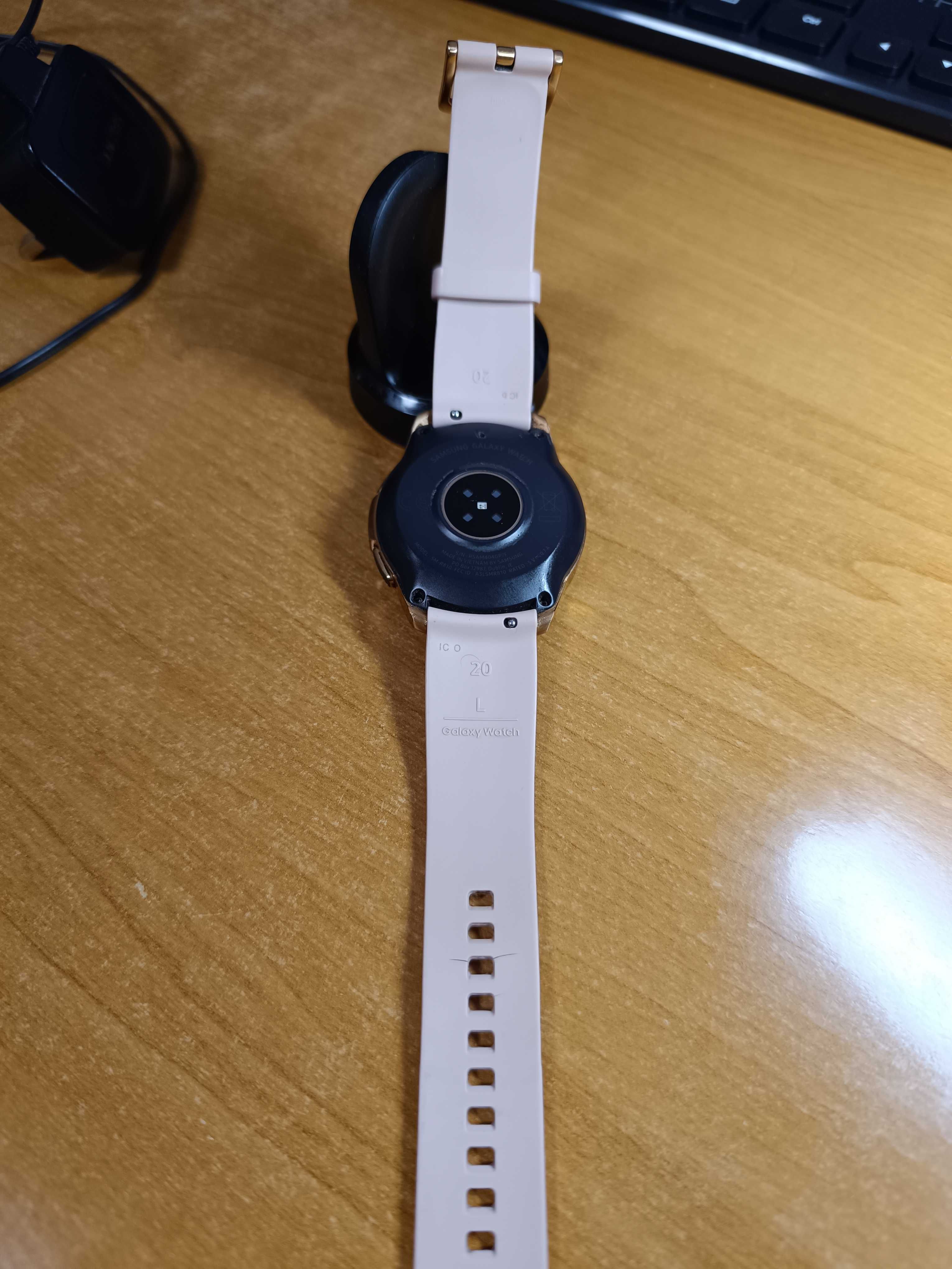 Samsung Galaxy Watch SM-R810 42mm Rose Gold