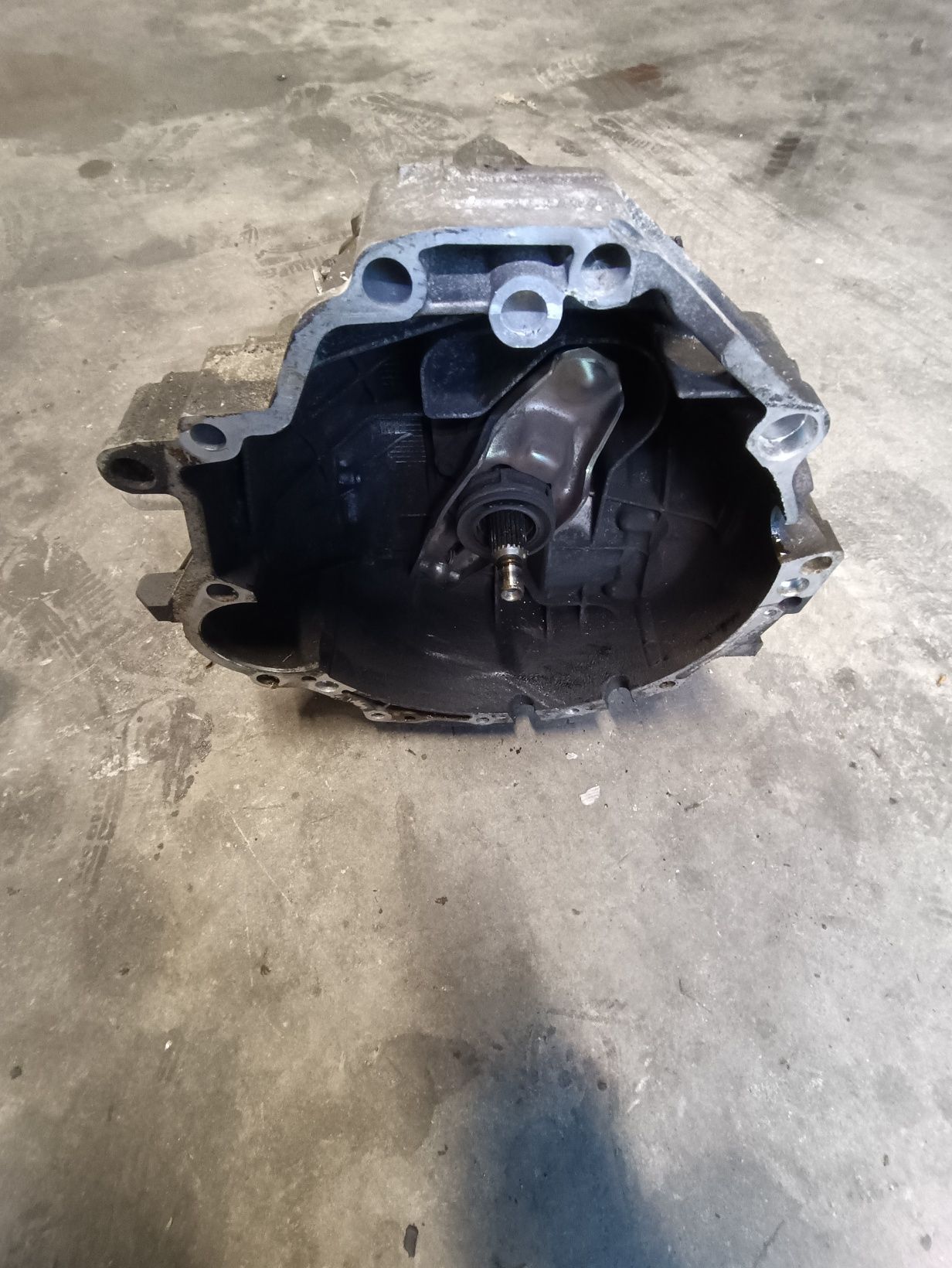 Skrzynia biegów a4 b6/b7 1.8t