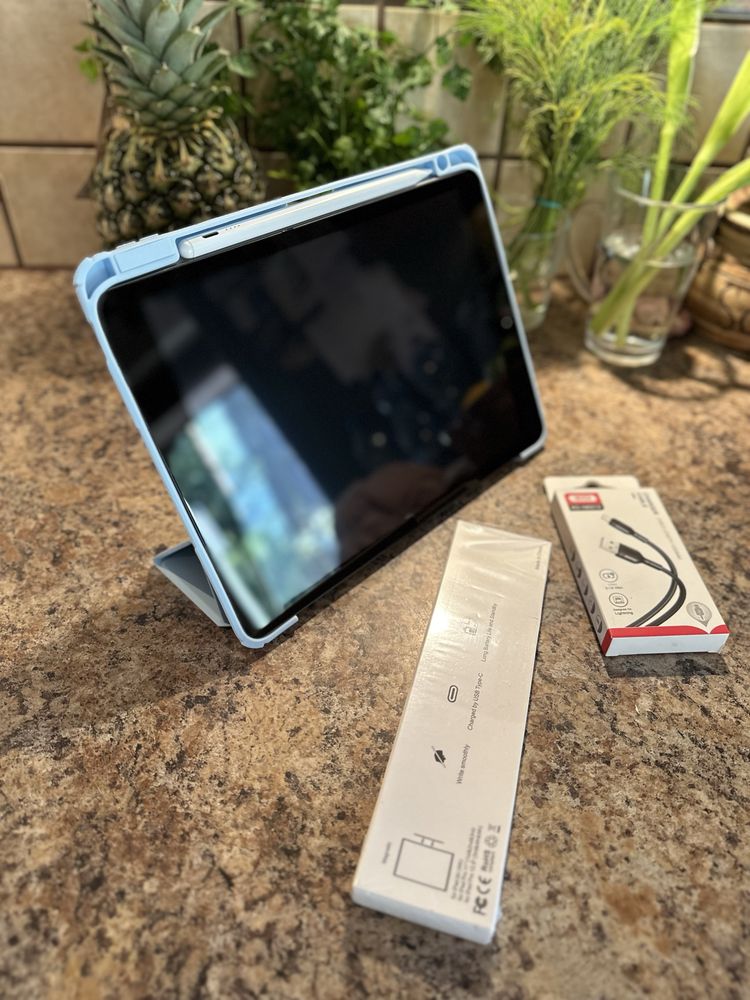 Tablet iPad Apple Retina 10.5” Touch ID - PROCREATE - iOS 18.5