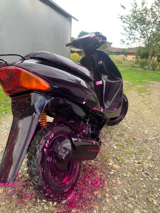 Скутер сузукі лець 3 бабочка