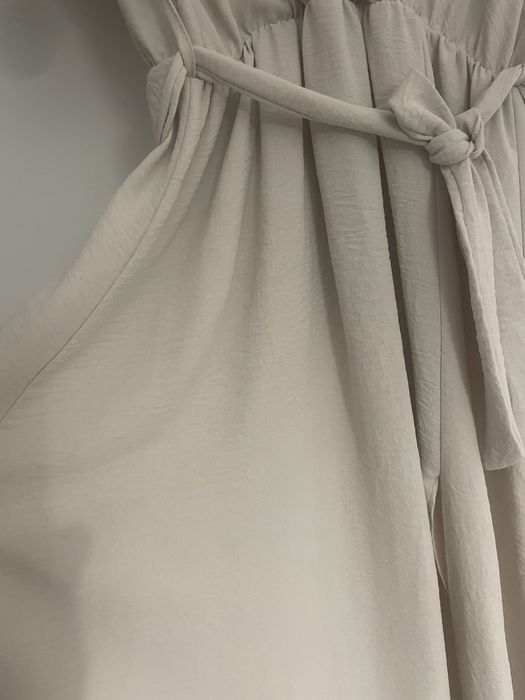 Elegancka zwiewna suienka rozmiar S/M