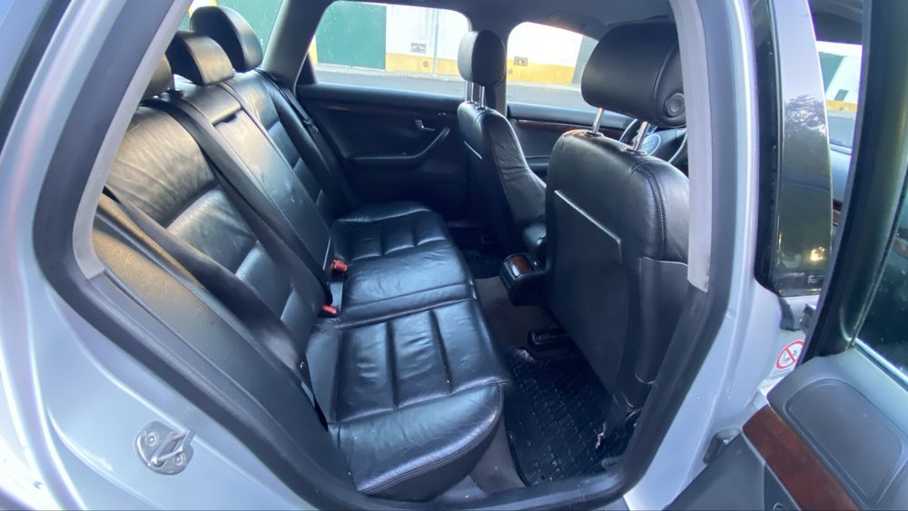 Audi a4 sline 1.9 tdi 130cv M6