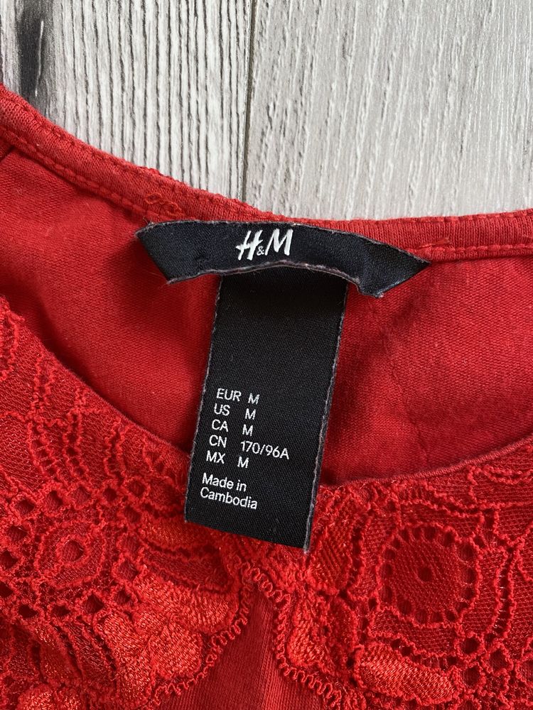 Czerwona bluzka damska z koronką | H&M M 38
