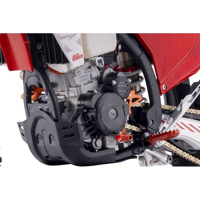 MEGA Cross ASIX XR99 300ccm 26KM 6-biegowy chłodzony cieczą koła 21/18