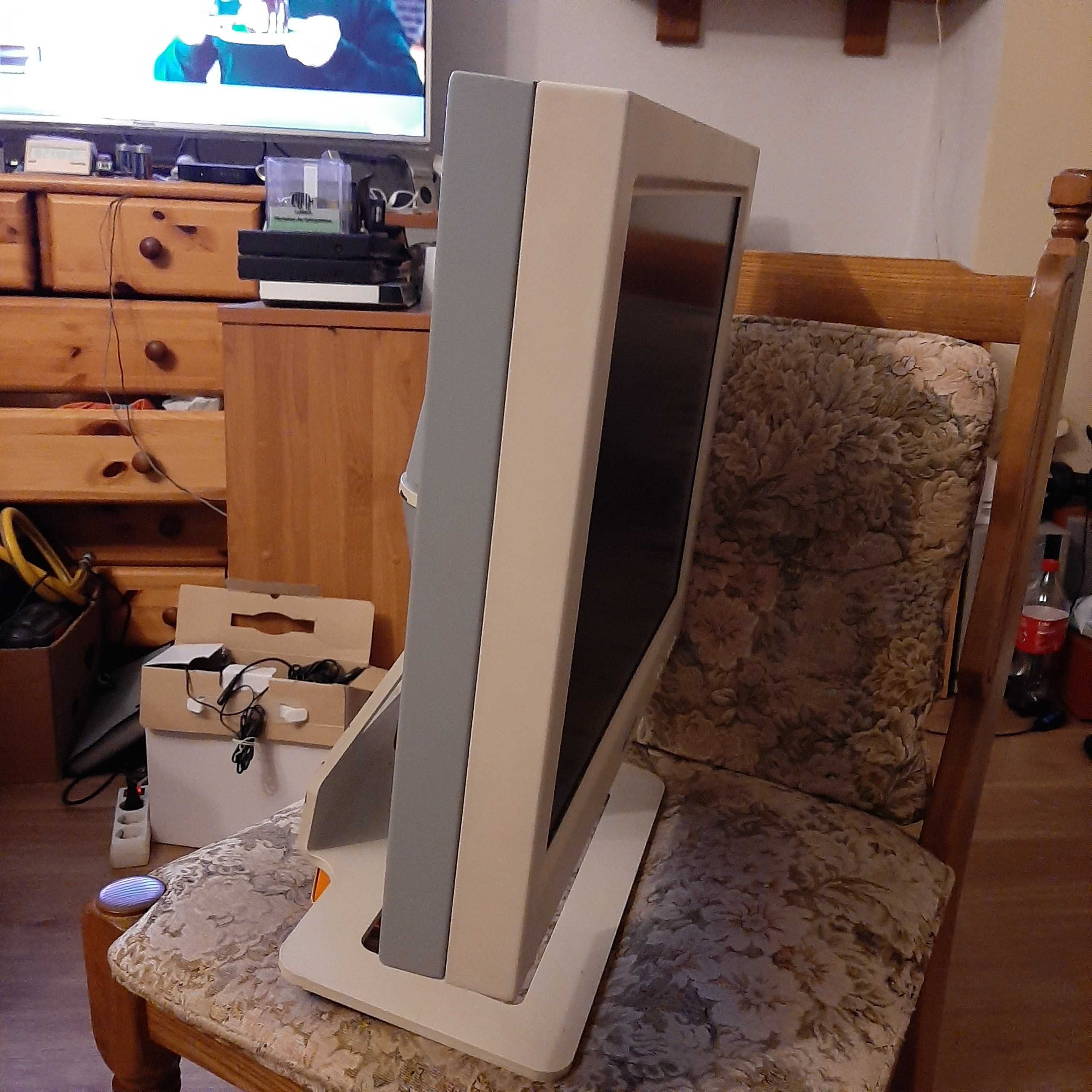 Monitor "pancerny" Infotronic.21"