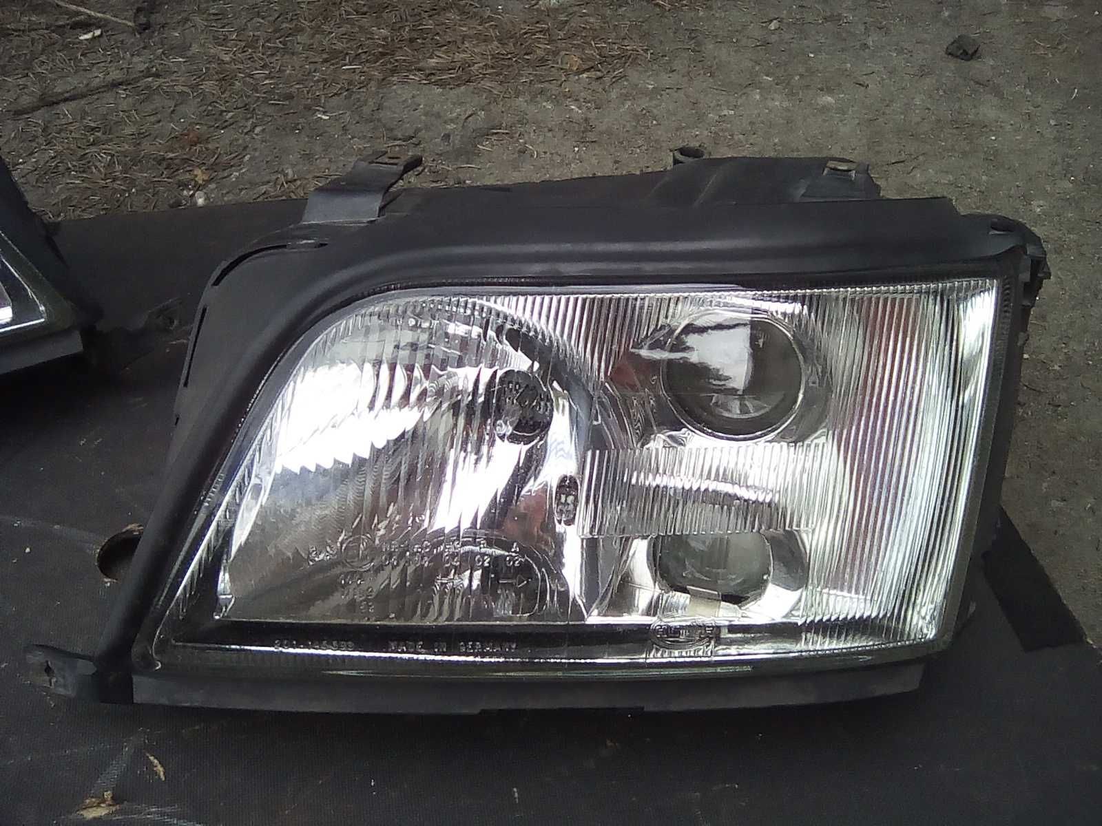 Lampa przód tył Kierunkowskaz AUDI A6 S6 C4 100 C4  HELLA szkło lampy