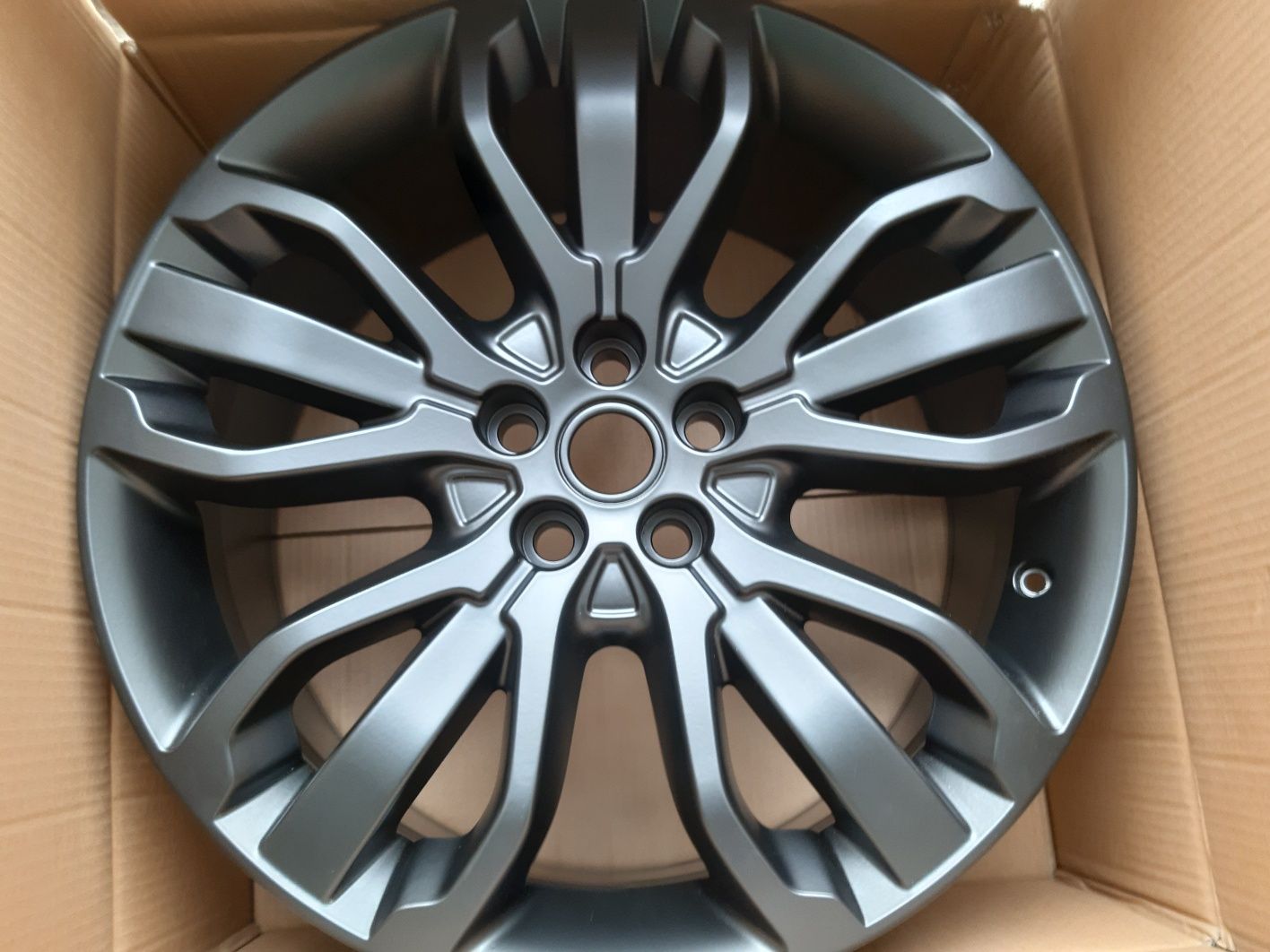 Felgi 21 cali Range Rover Vogue 5x120