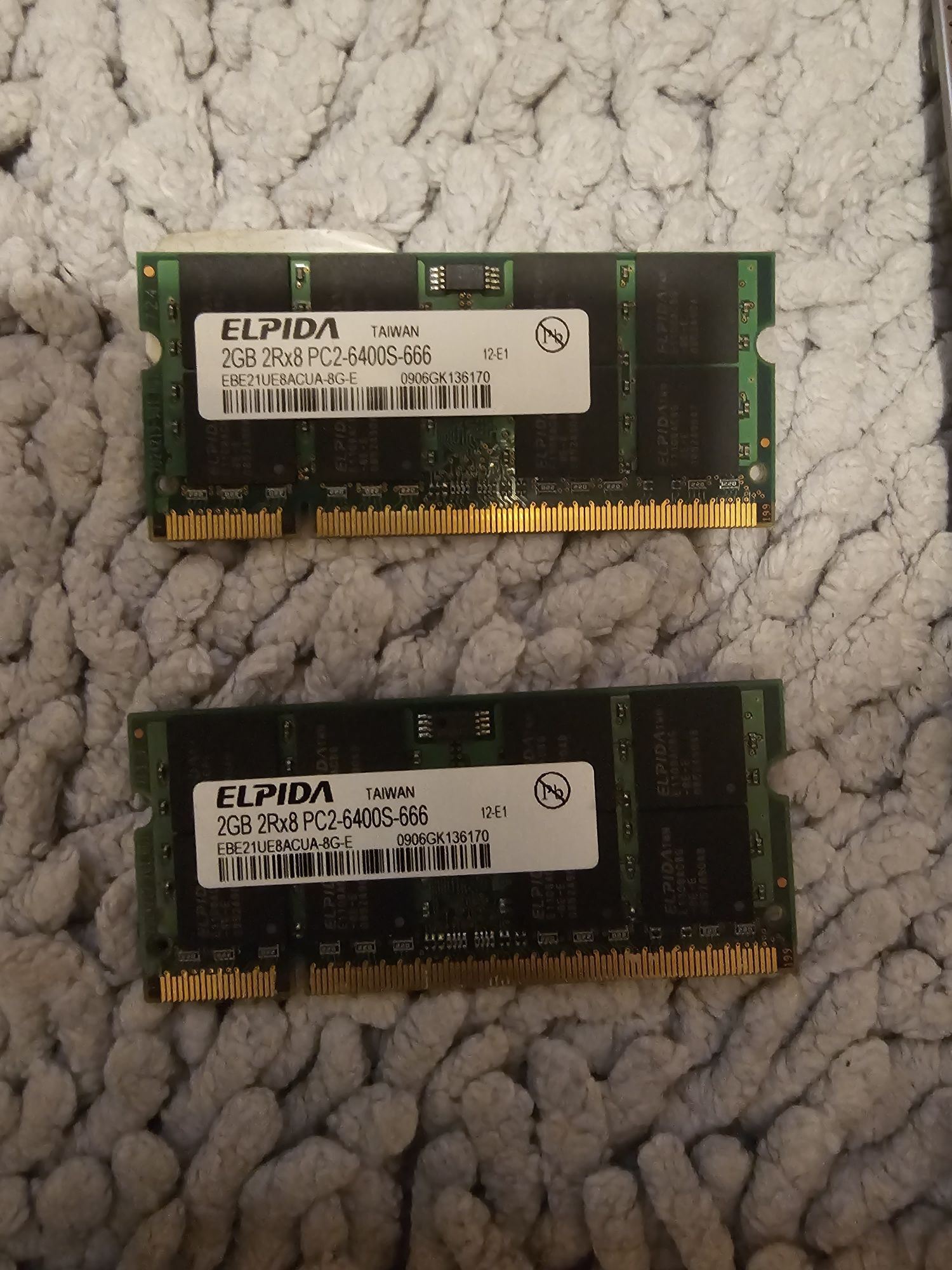 Memórias RAM Portátil módulos 2GBx4 DDR2 e DDR3