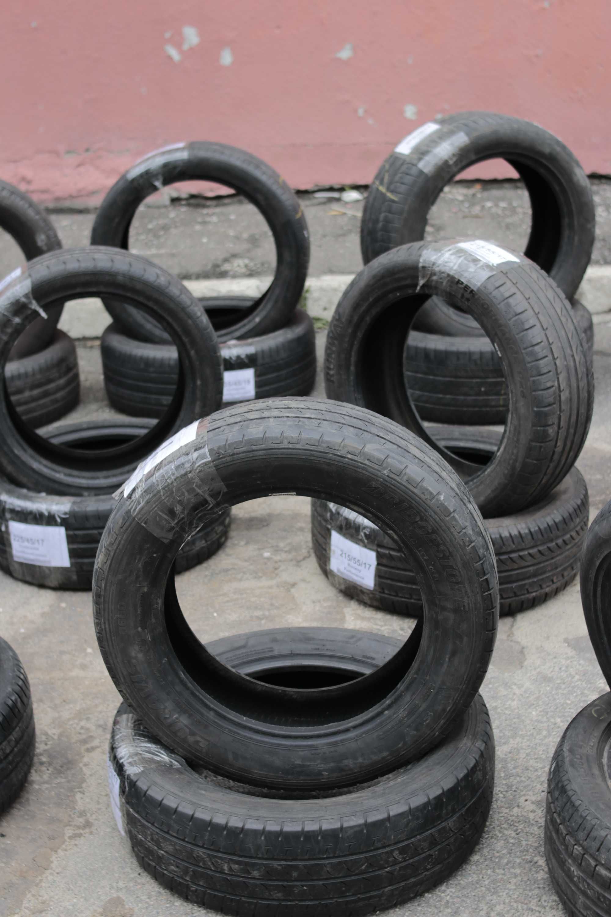 Bridgestone Duravis 215/60/R17 Лето Комплект