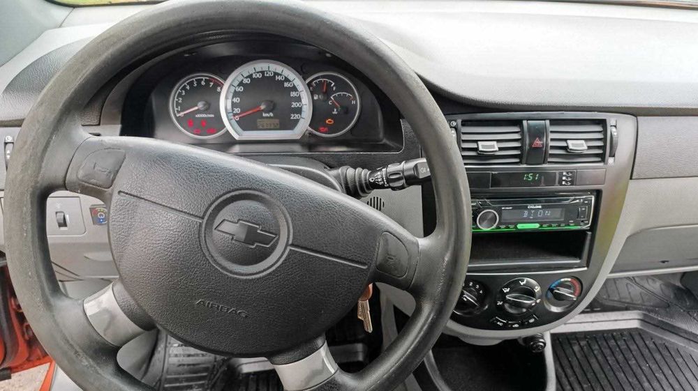 Продажа авто Шевроле лачети