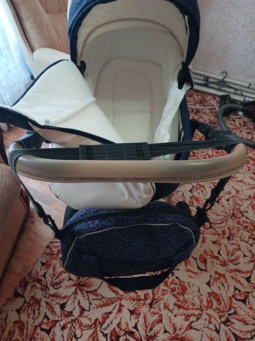 Дитяча коляска 2 в 1.