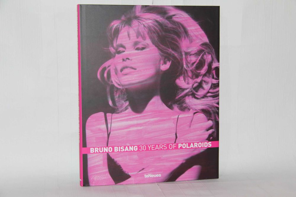Книги о фотографии. Бруно Бисанг. 30 лет Полароида