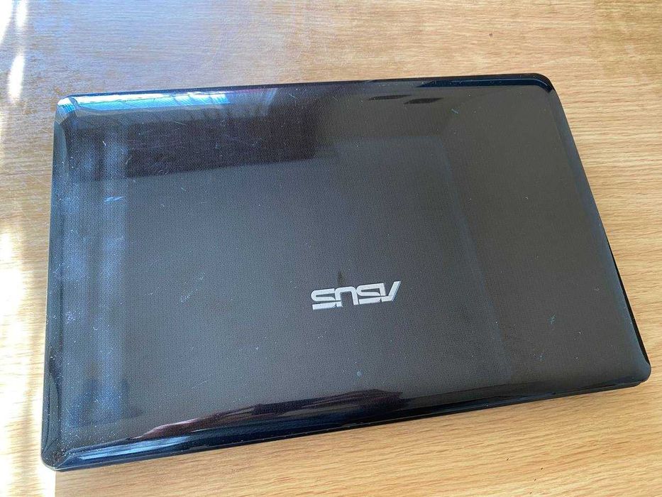 Ноутбук ASUS K52F Intel Core i3 хороший ноут