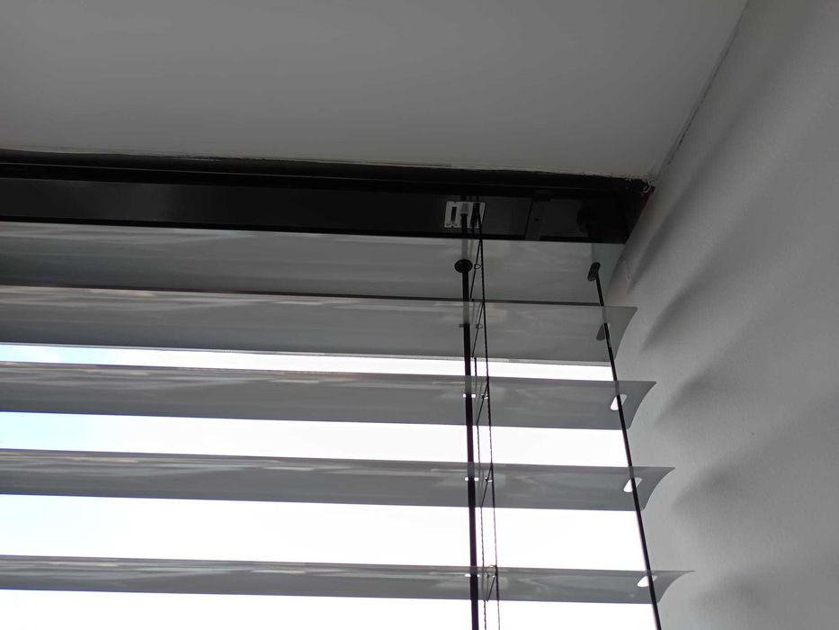 Żaluzje fasadowe elektryczne Warema