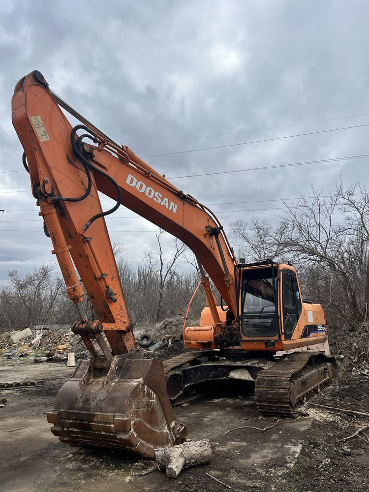 Экскаватор DOOSAN SOLAR 255 LC-V