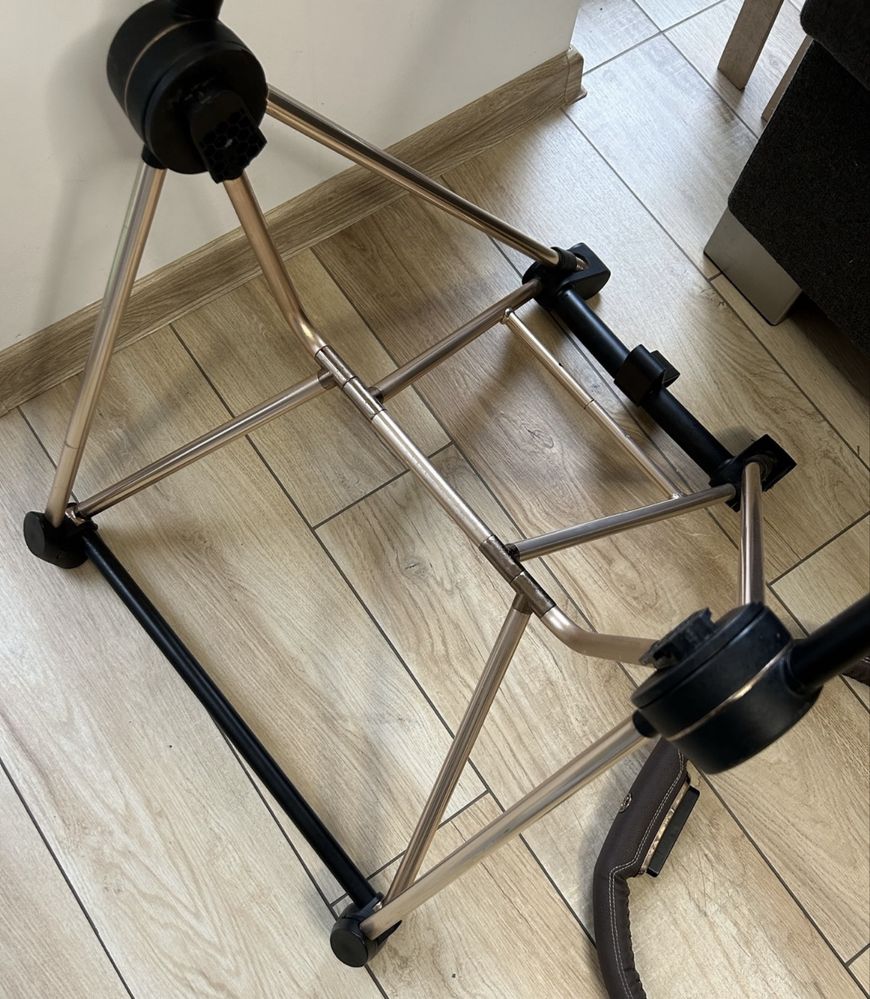 Część, stelaż do cybex mios 2.0 - uszkodzona