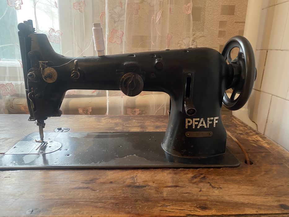 Швейная машинка антиквариат Pfaff
