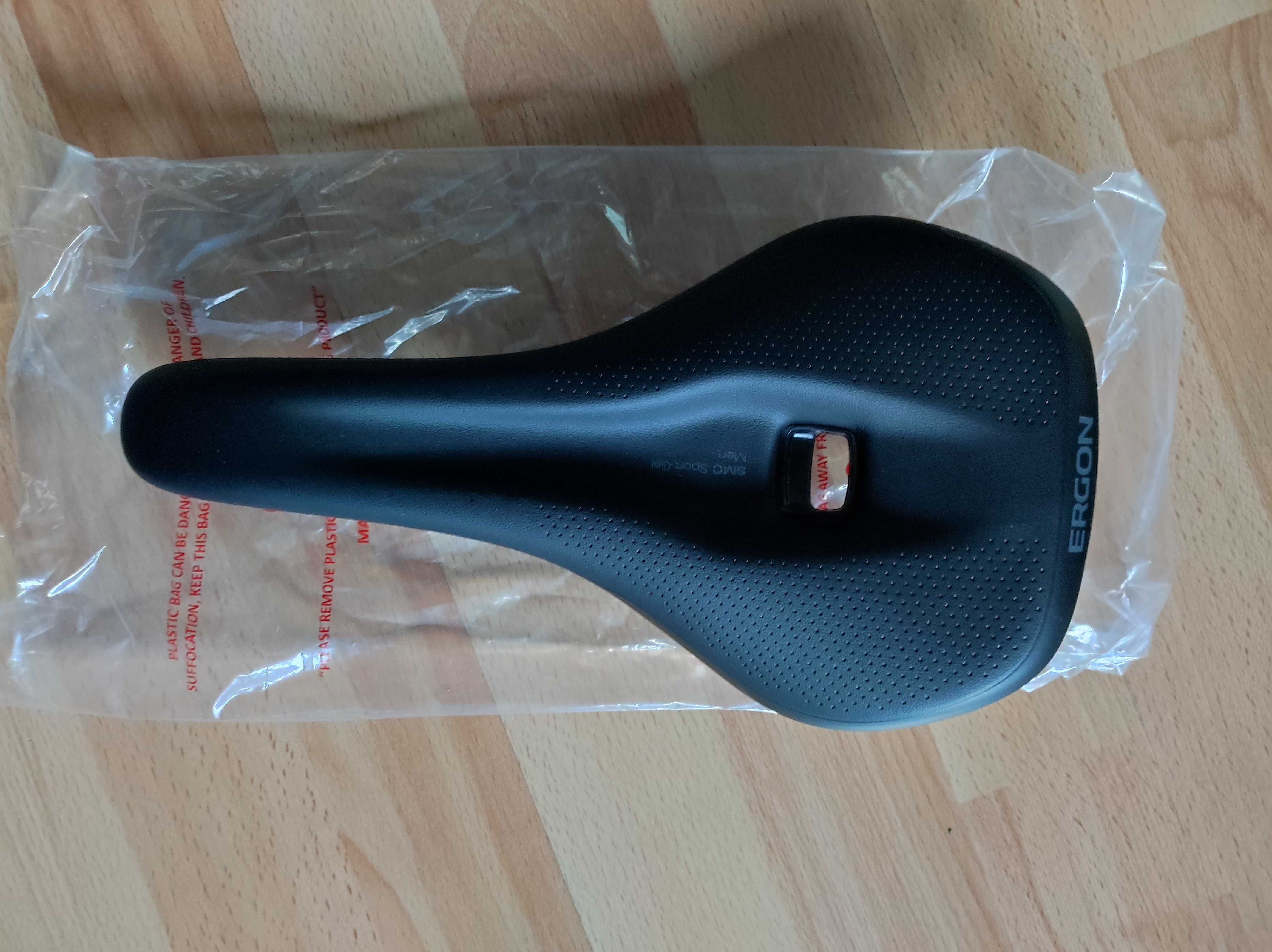 Material BTT [selim, camelback, capacete..)