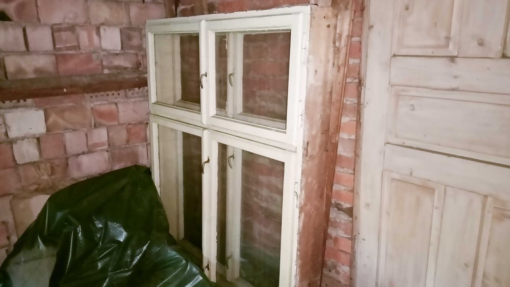 Вікно дерев'яне, самовивіз