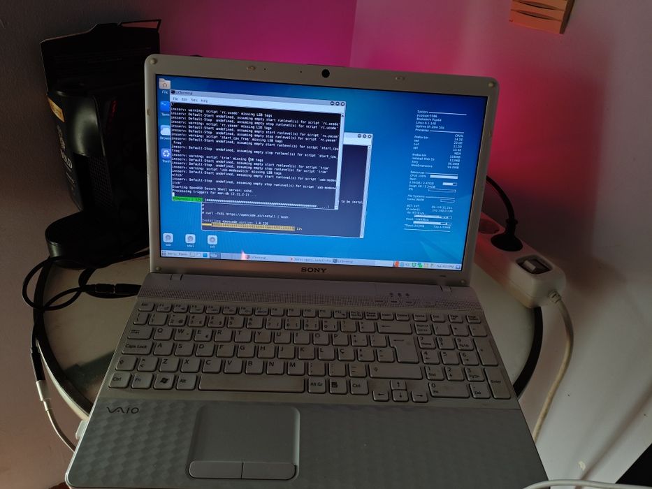 Portátil para trabalho AMD todo Branco Marca Sony