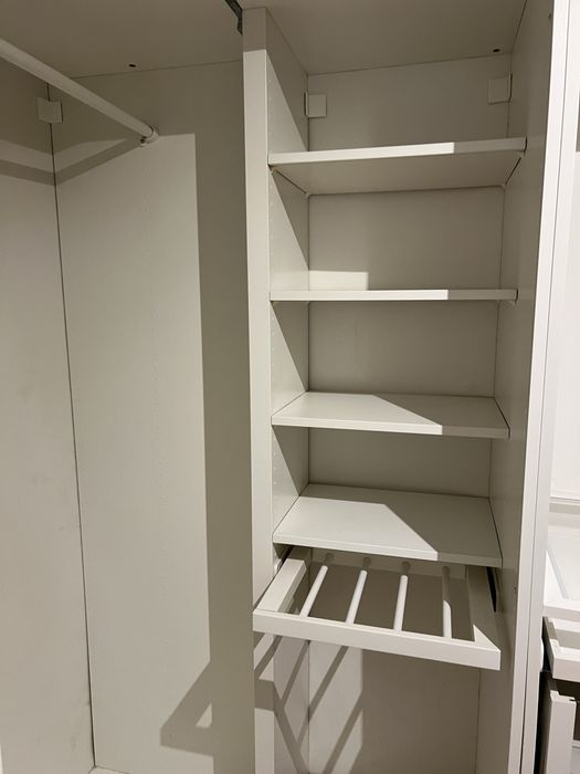 Roupeiro completo de canto IKEA