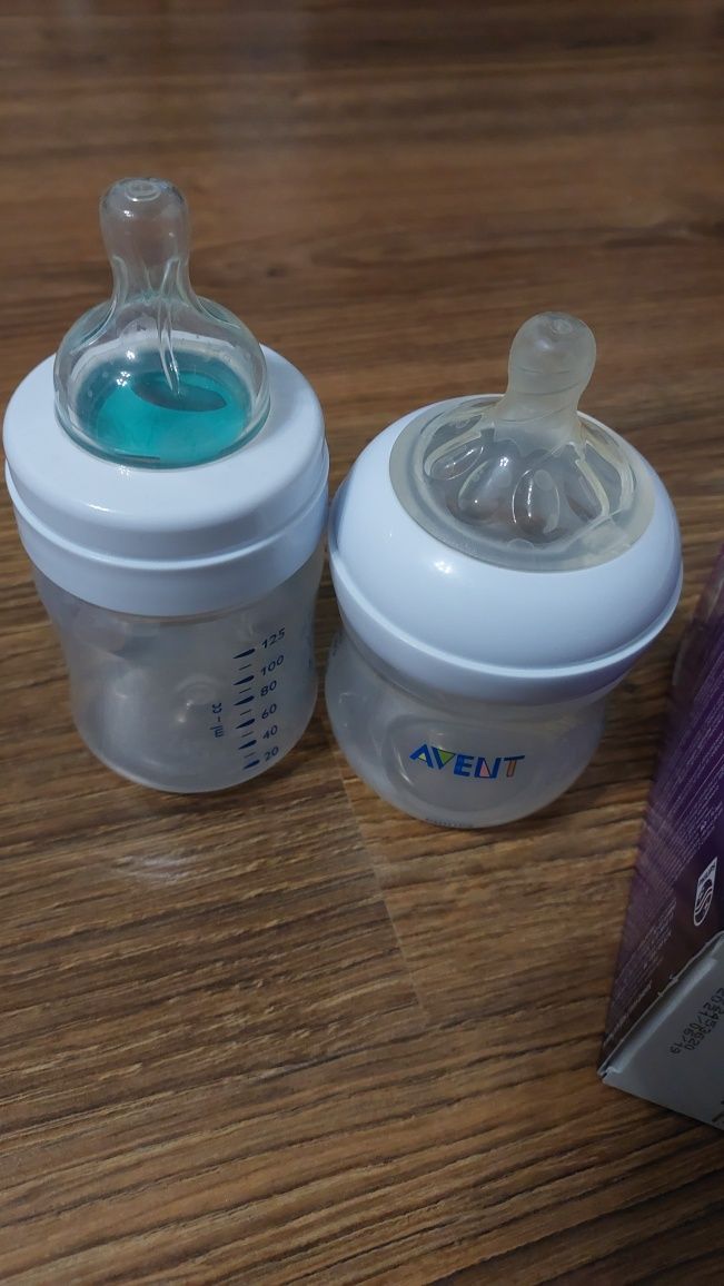 Продам дитячі пляшечки Avent.