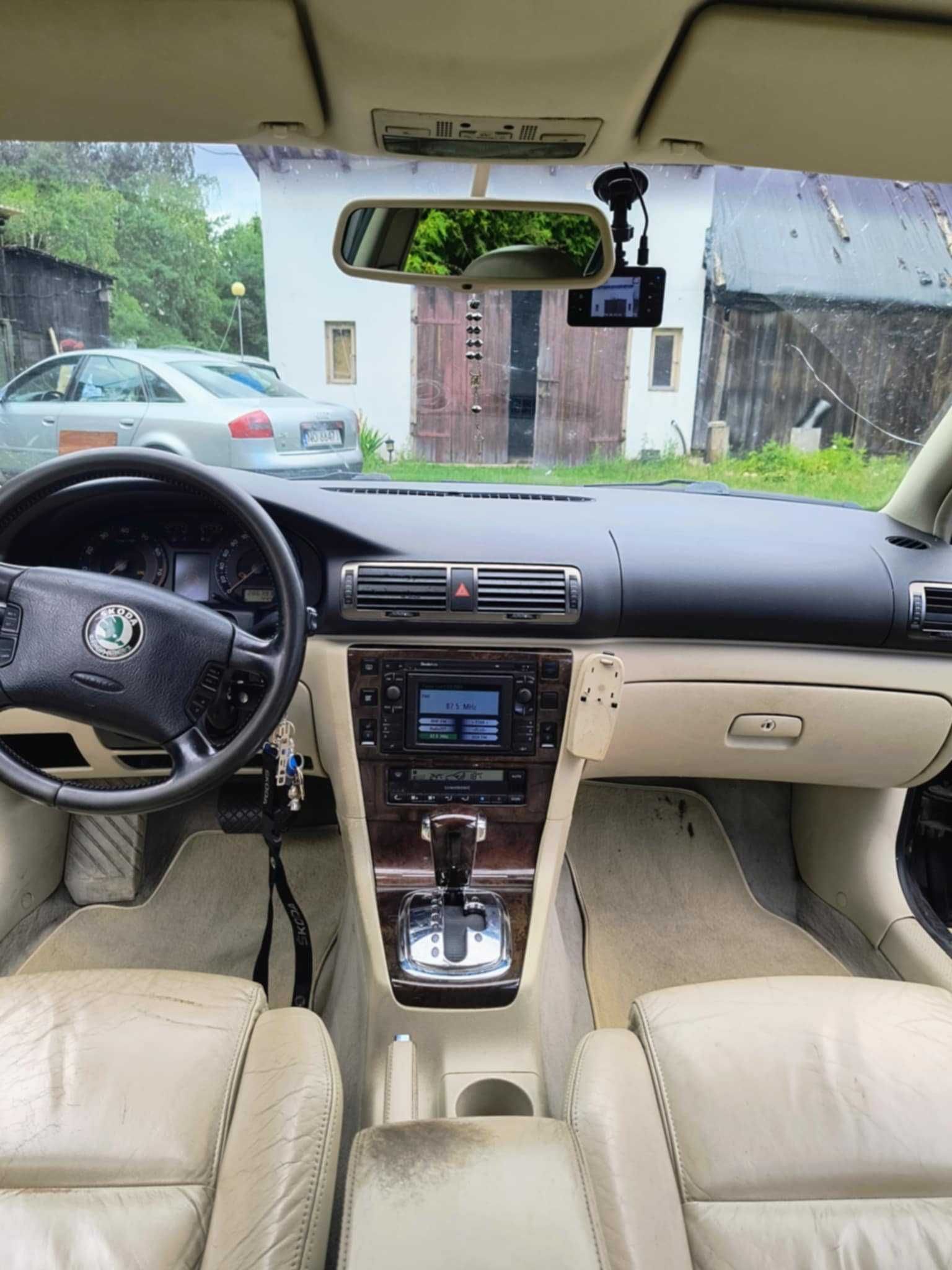 Skoda Superb 2.8V6 2004r