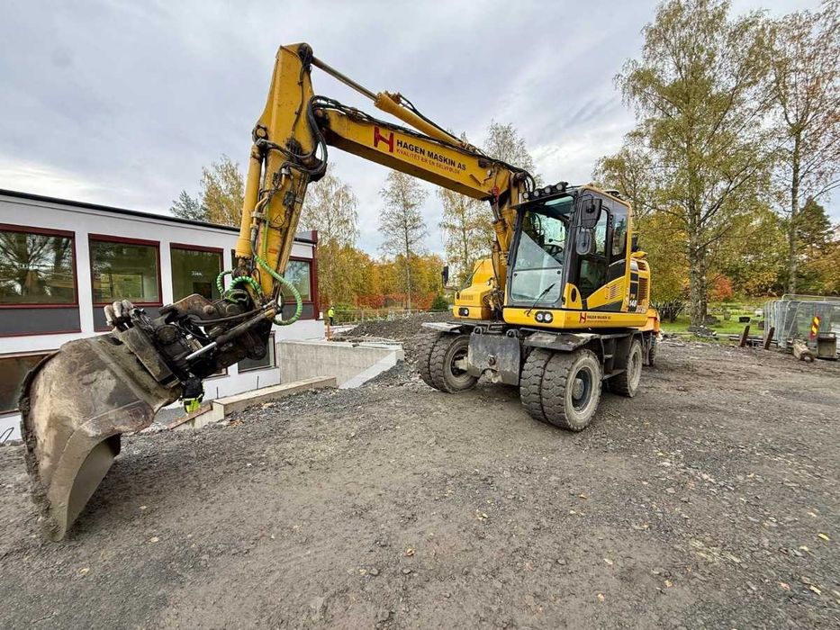 Koparka kołowa KOMATSU PW 148-11