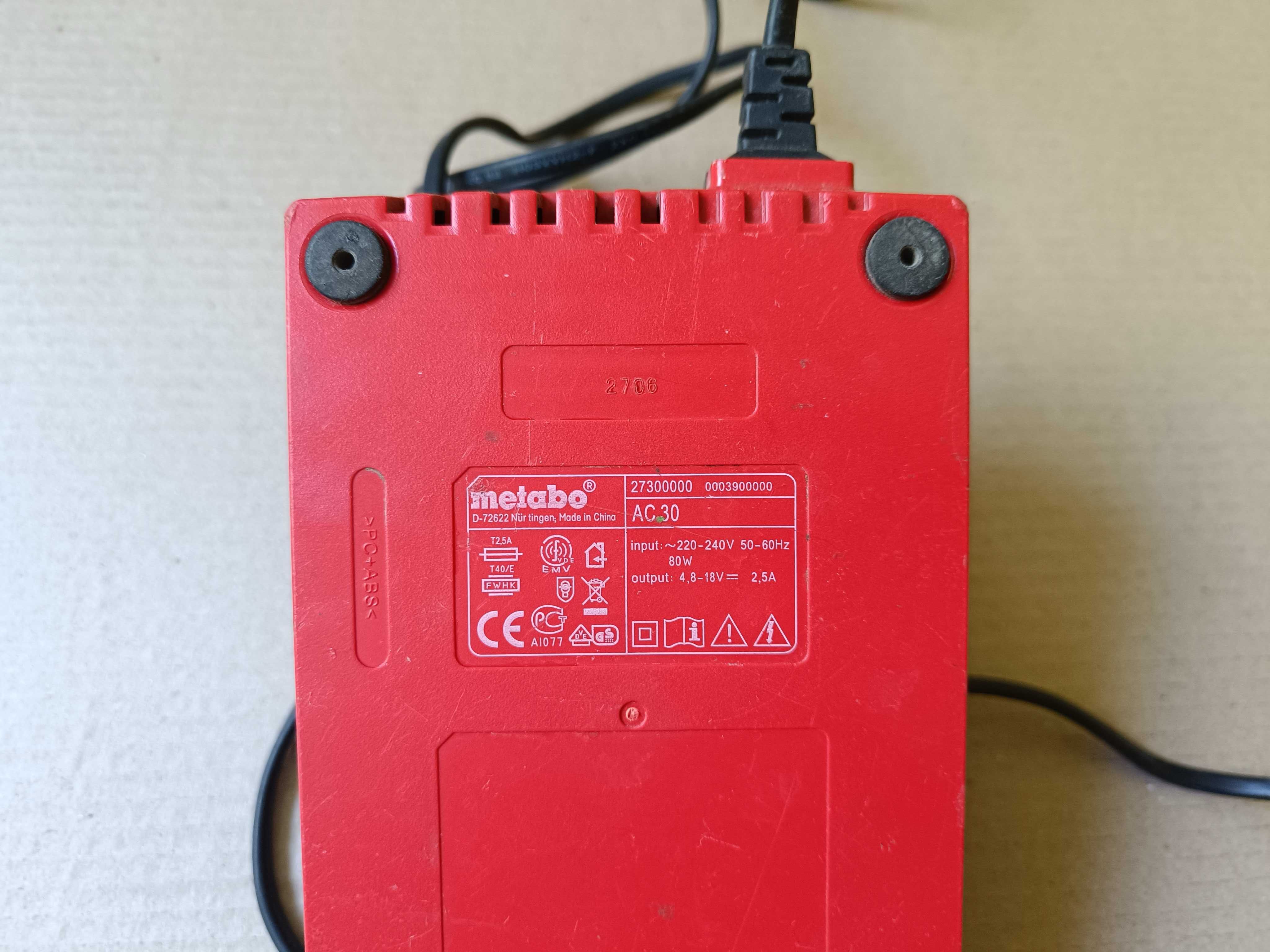 Зарядний пристрій Metabo AC30 4.8-18v з вентилятором зарядка для АКБ