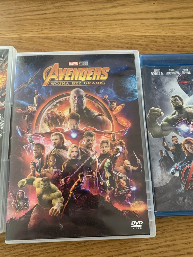 Filmy na DVD 4 częsci z seri Avengers