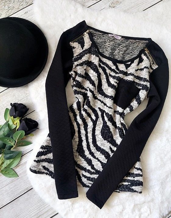 Bluza Sweter 2w1 Zebra Pikowane Rękawy Zwierzęcy Print Zip Wiskoza S M