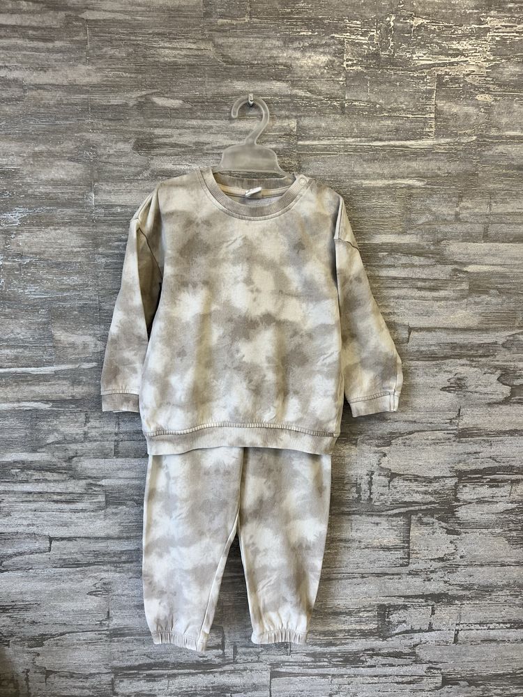 Костюм НМ 92+ курточка zara 98