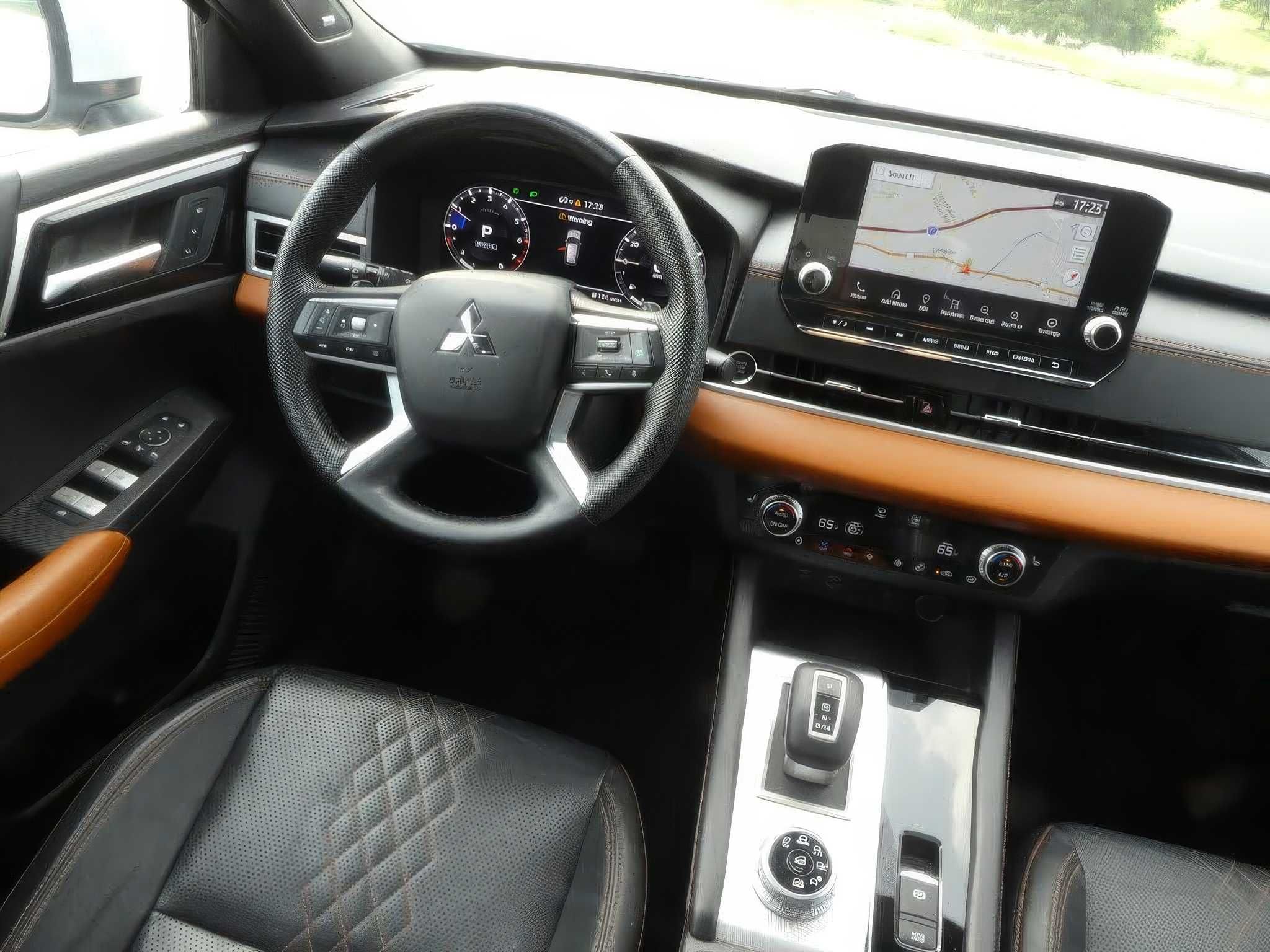2022 Mitsubishi Outlander SEL Special Edition S-AWC