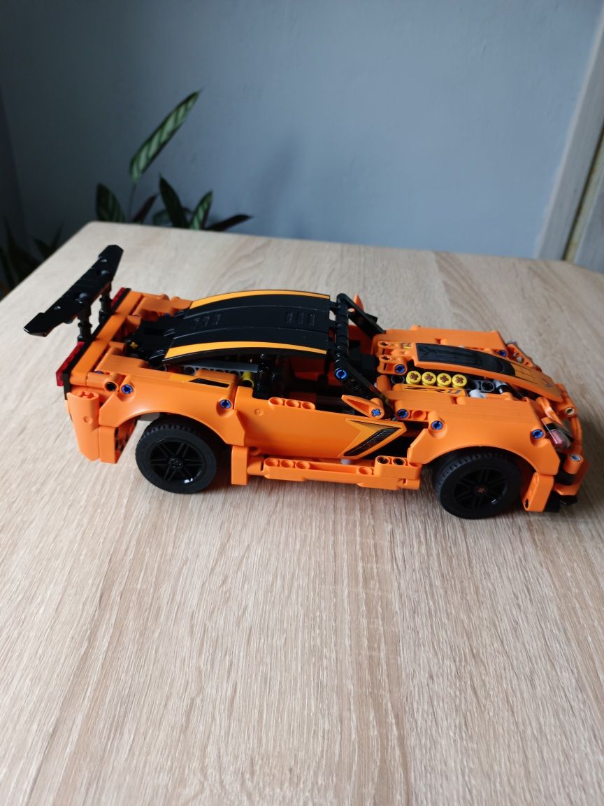 LEGO - Technik 42093 Chevrolet Corvette ZR1