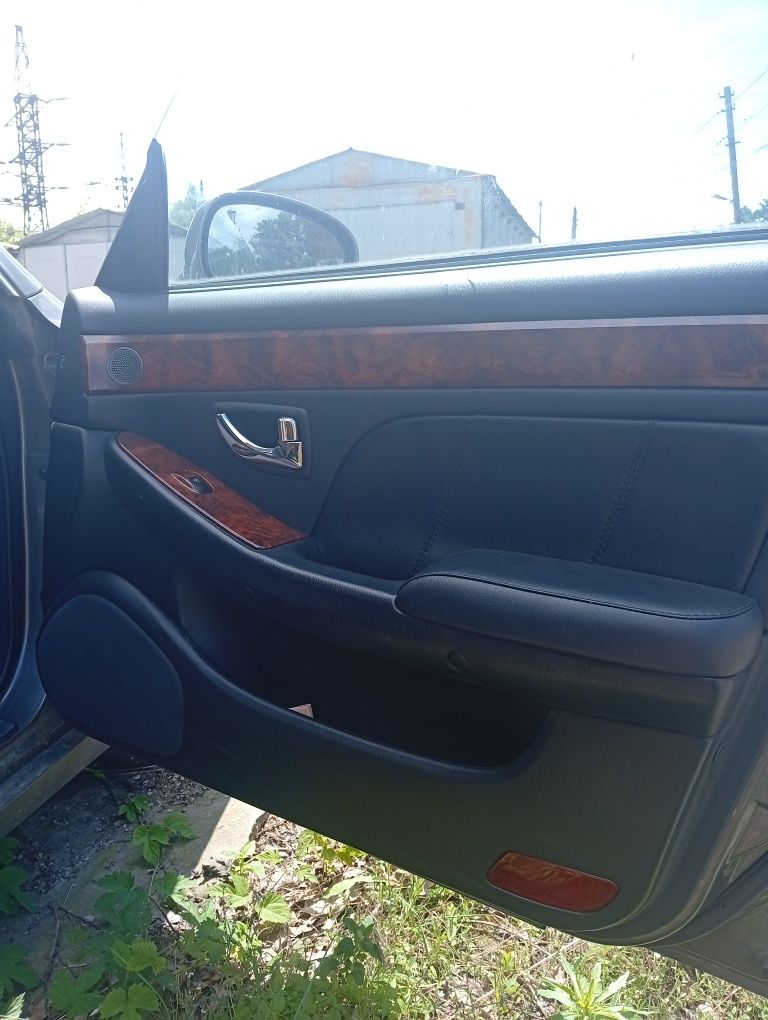 Хюндай XG 350 на завчастини
